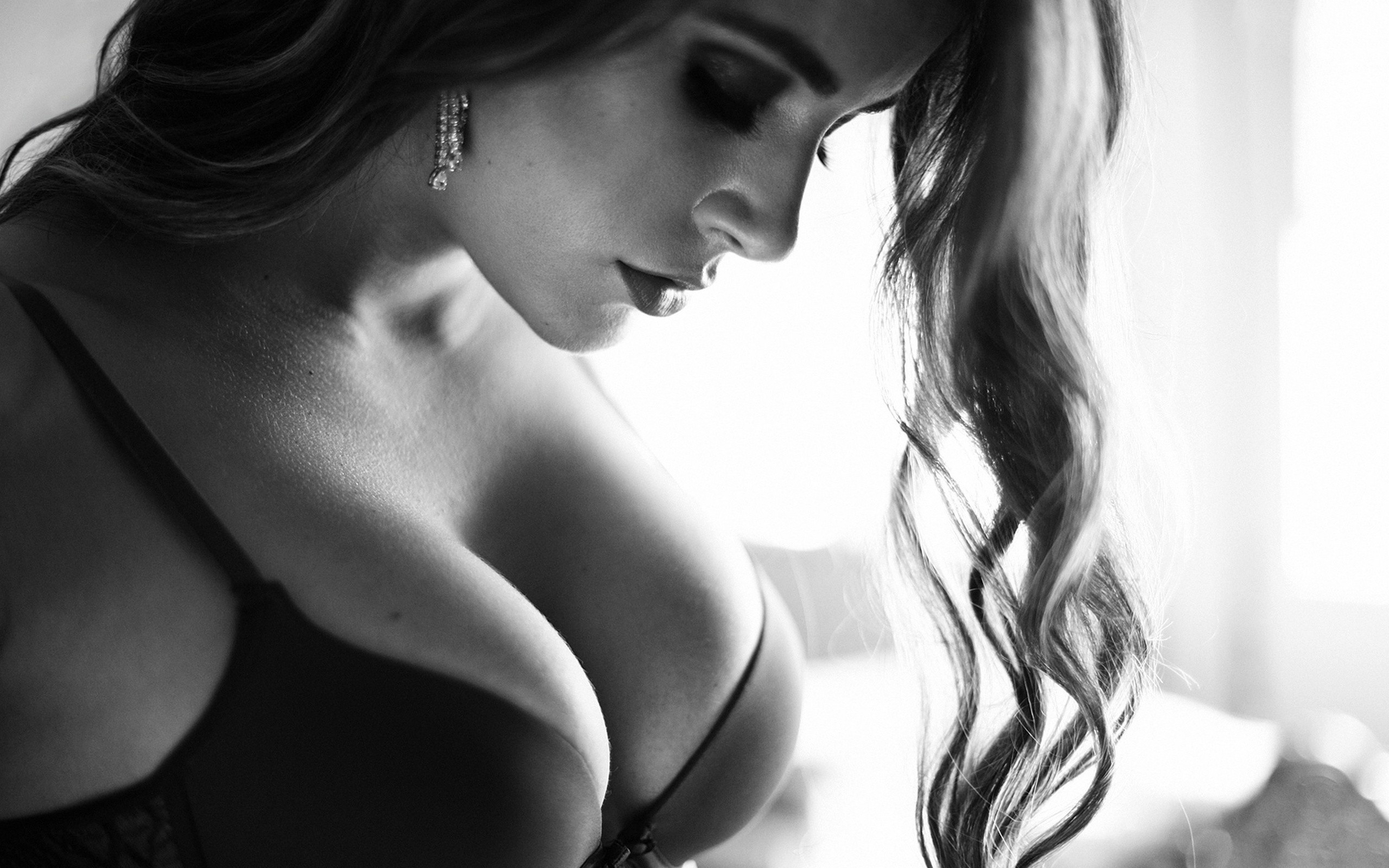Чёрно белые фото груди 9 фотография Чёрно белые фото груди 9 фотография